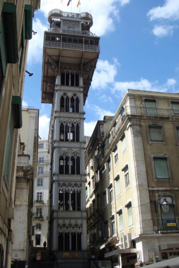 Bl Bairro Alto Famous Bica Funicular Street View Lissabon