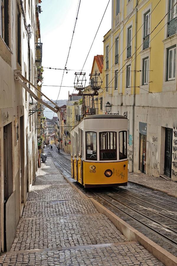 Bl Bairro Alto Famous Bica Funicular Street View Appartement *