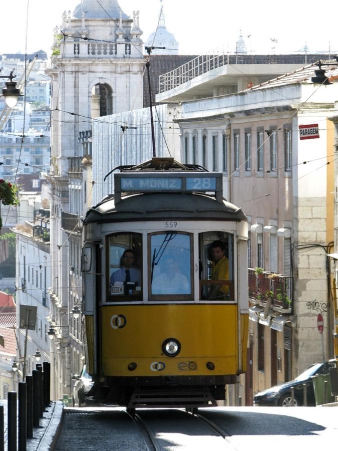 Apartment Bl Bairro Alto Famous Bica Funicular Street View Lisbon