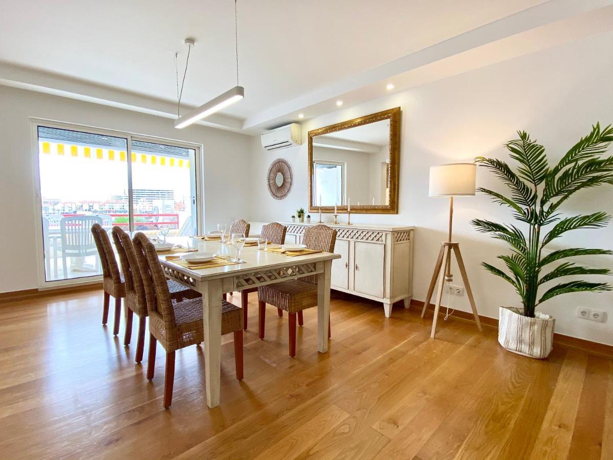 Apartment Out Luxury Marina - 2 Bedrooms Sea View *