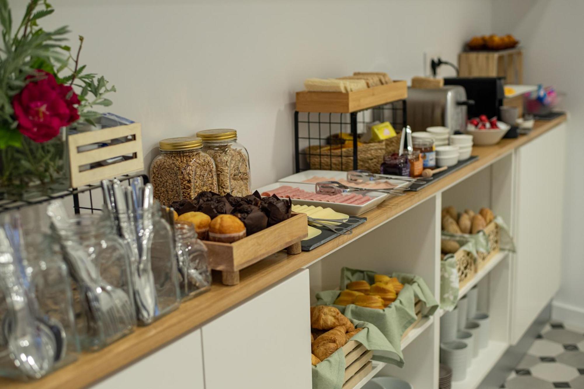 Olive Boutique *