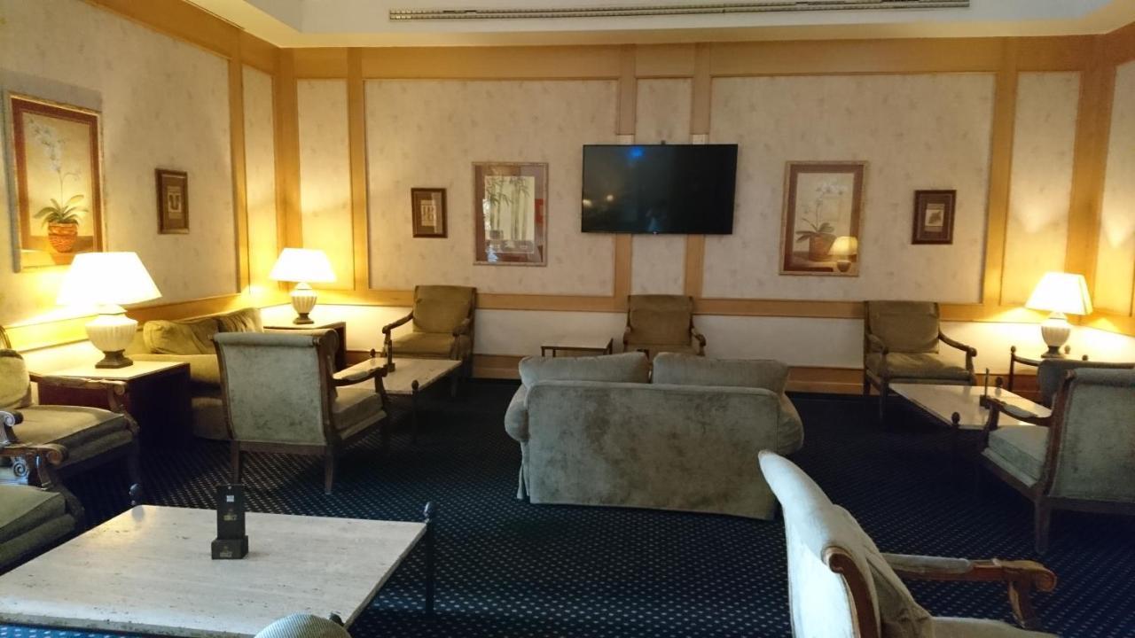 Riviera 4* Carcavelos (Lisbon)