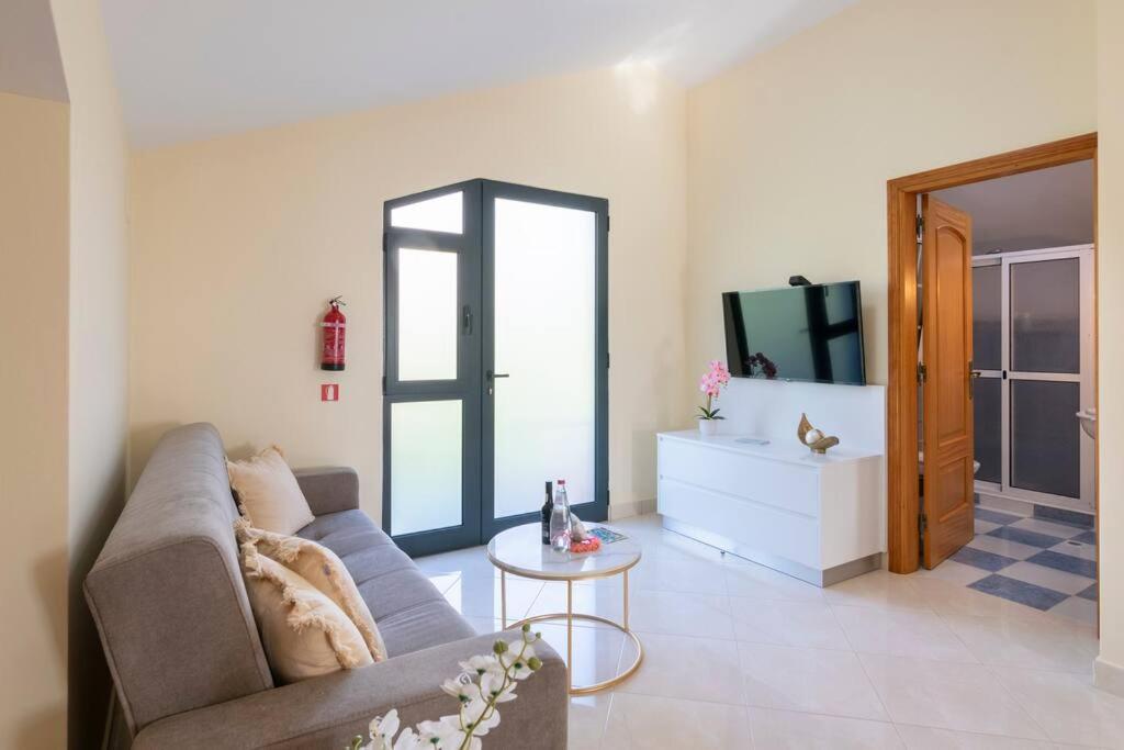 Apartment Branco's By Galmi *