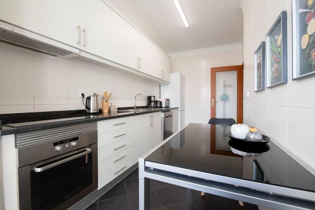 Comfy & Joyful Oceanview Retreat Apartment Canico (Madeira)