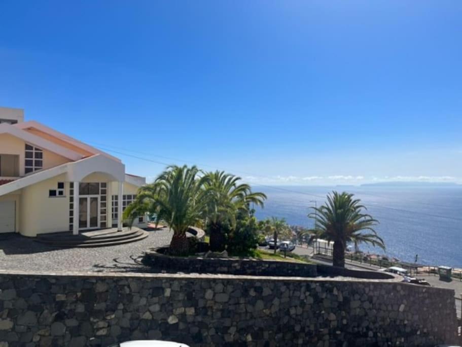 Comfy & Joyful Oceanview Retreat