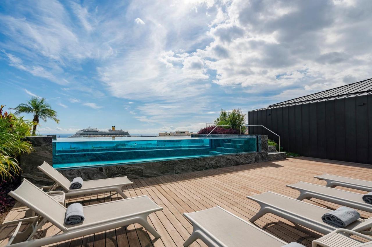 Savoy Insular I By An Island * Funchal (Madeira)