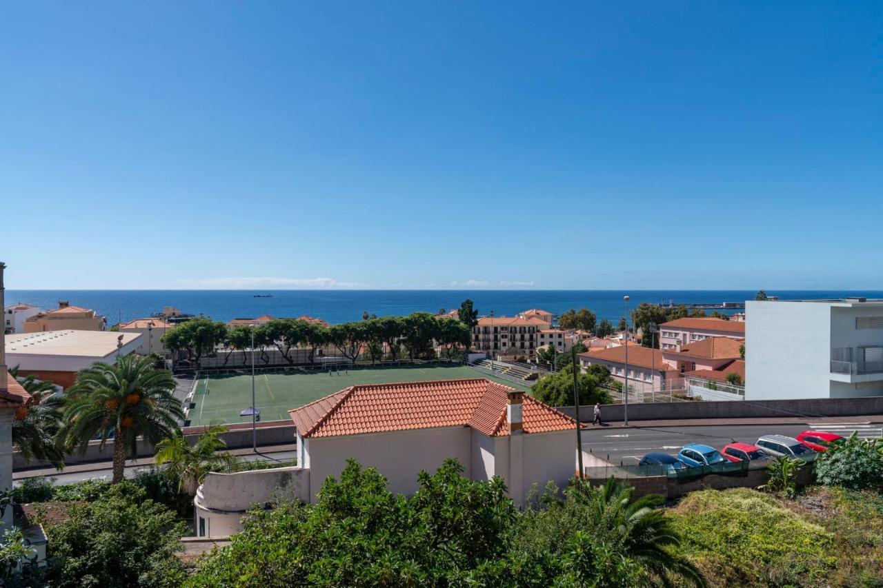 Casa Strelitzia By An Island * Funchal (Madeira)