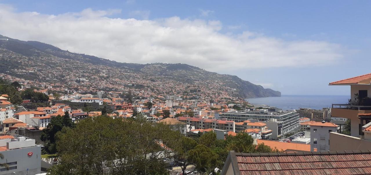 Apartamento Living Caboqueira Funchal (Madeira)