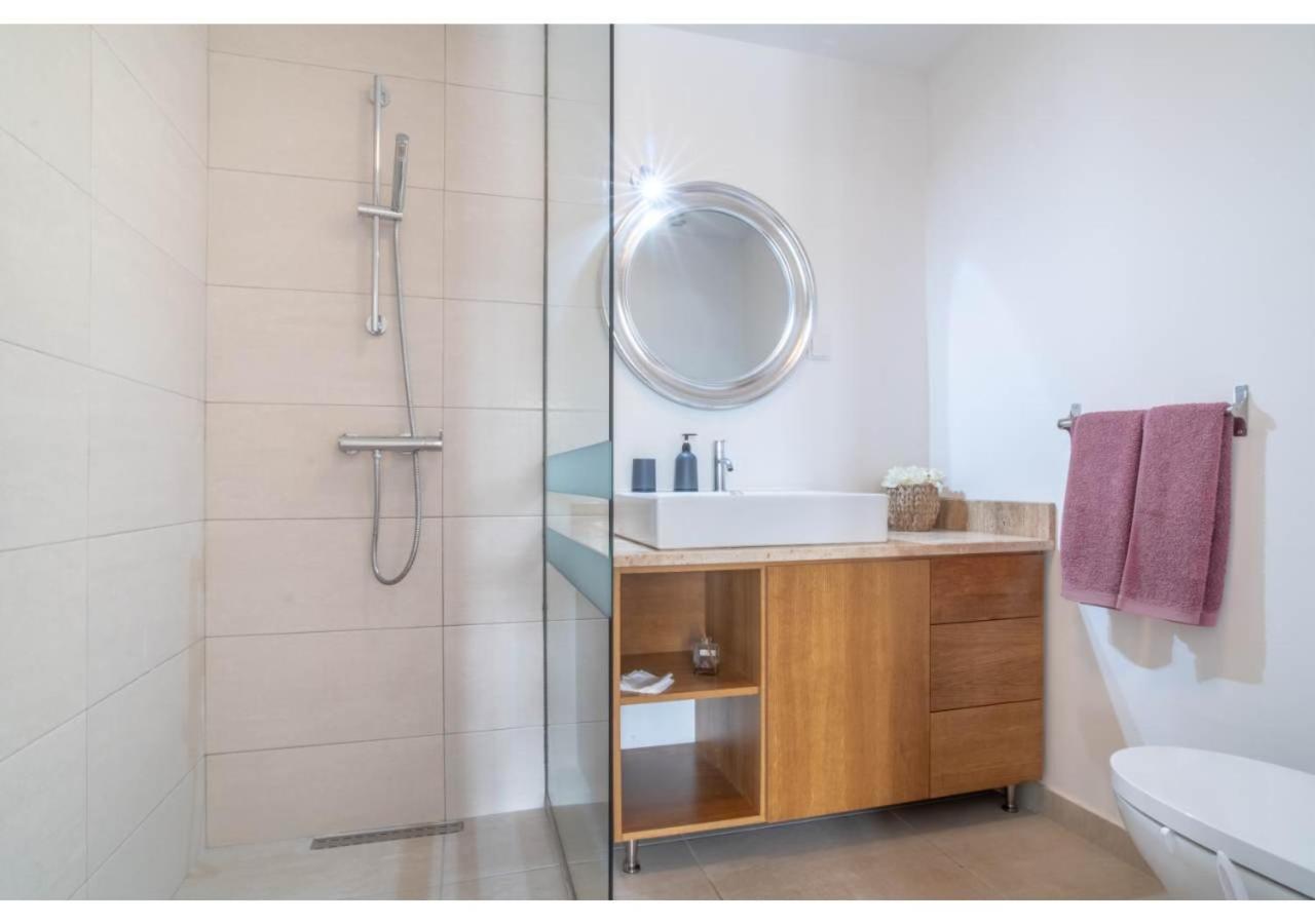 Holiday home Serena Estreito Da Calheta