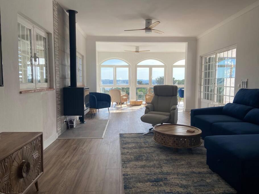 Haven House , Bom Sucesso Villa