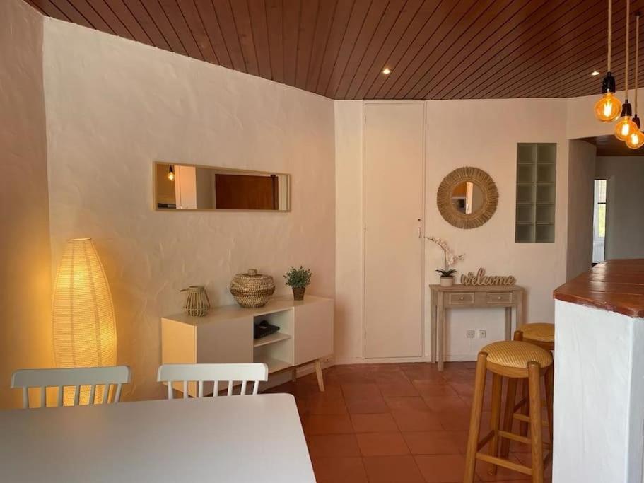 Muito Acolhedor Com Vista De Mar Apartment *