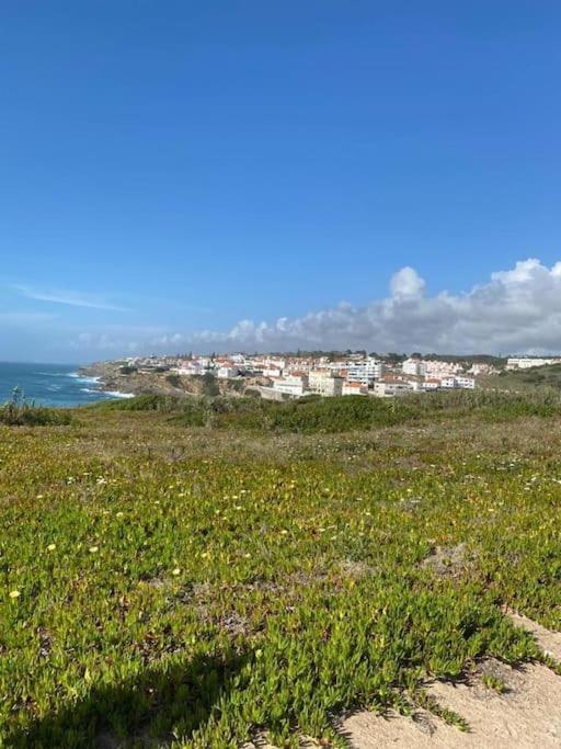 Muito Acolhedor Com Vista De Mar Apartment Colares