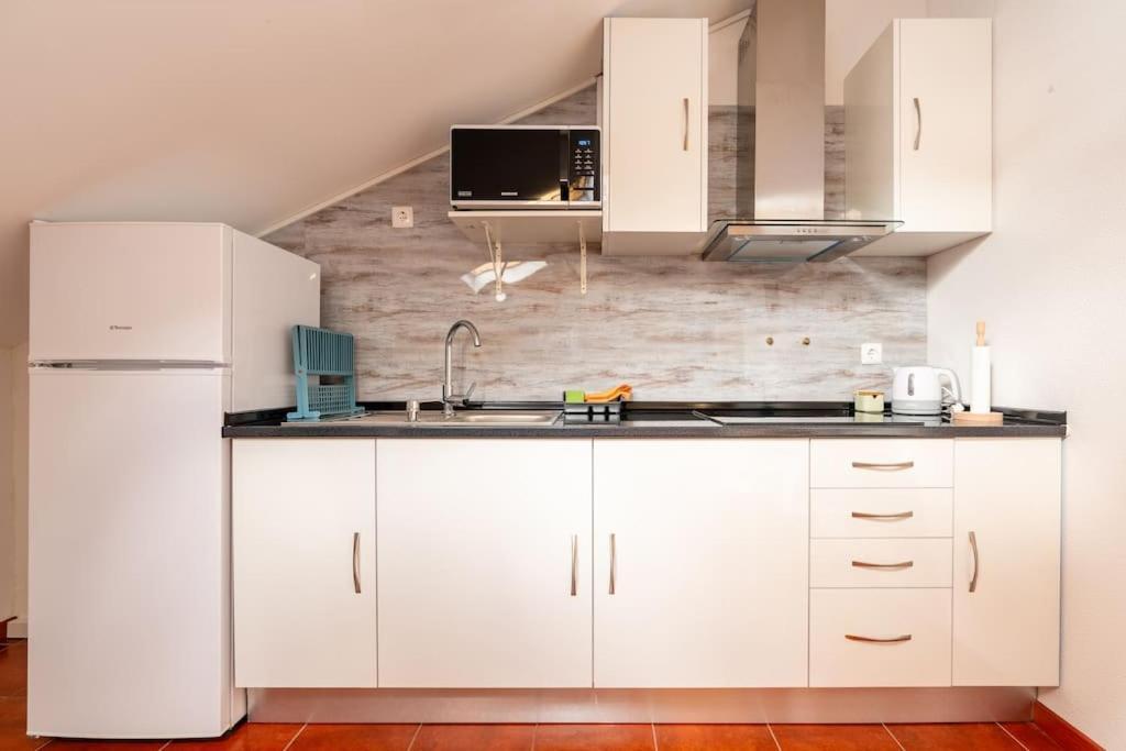 Apartment Ribeiro's House, New With Amazing Sunsets
