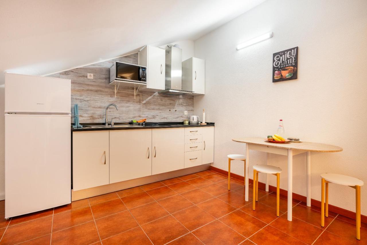 Ribeiro's House, New With Amazing Sunsets Arco da Calheta (Madeira)