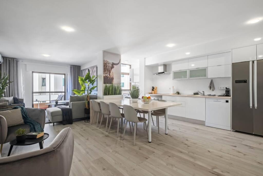 Super Platinum Apartment *