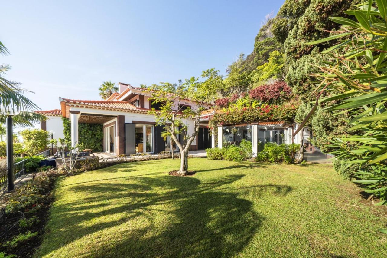 Villa Rostrum By