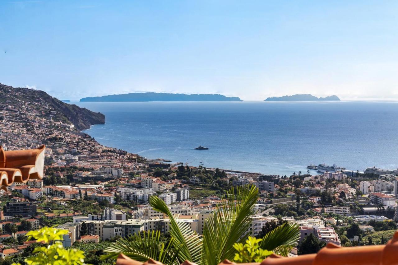 Rostrum By Funchal (Madeira)