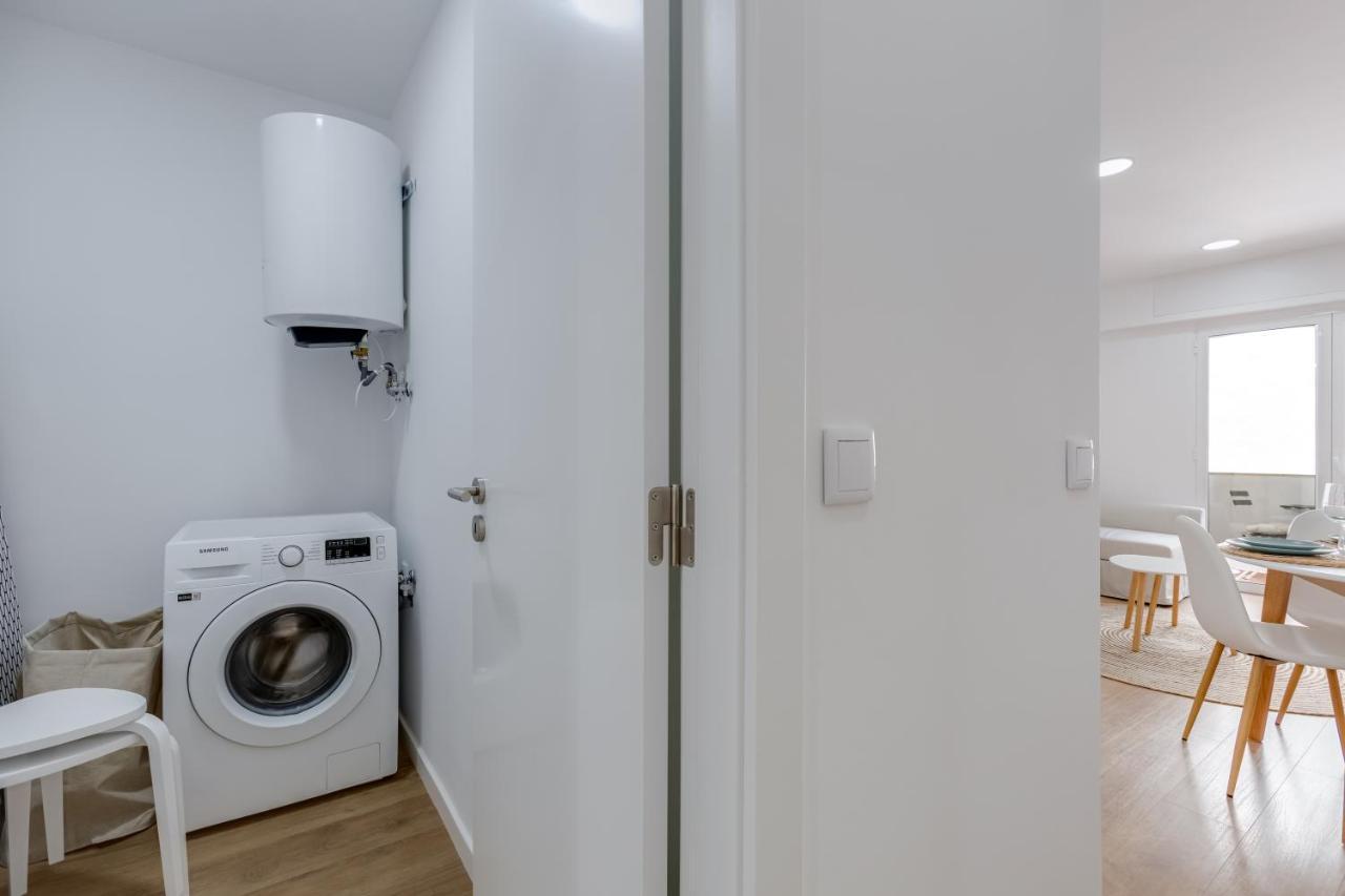 T2 Rosa Dos Ventos, A/c & Terrace - Casas & Papeis Appartement Armação de Pêra