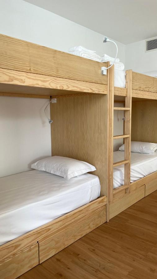 Hostel Matriz 55, & Ponta Delgada (Sao Miguel)