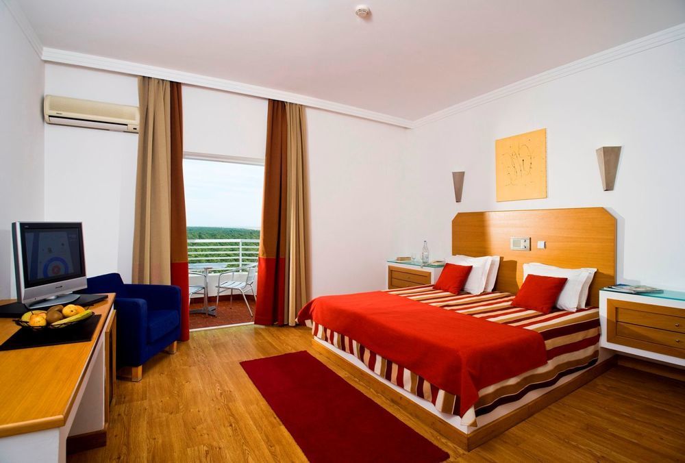 Hotel Alcazar &