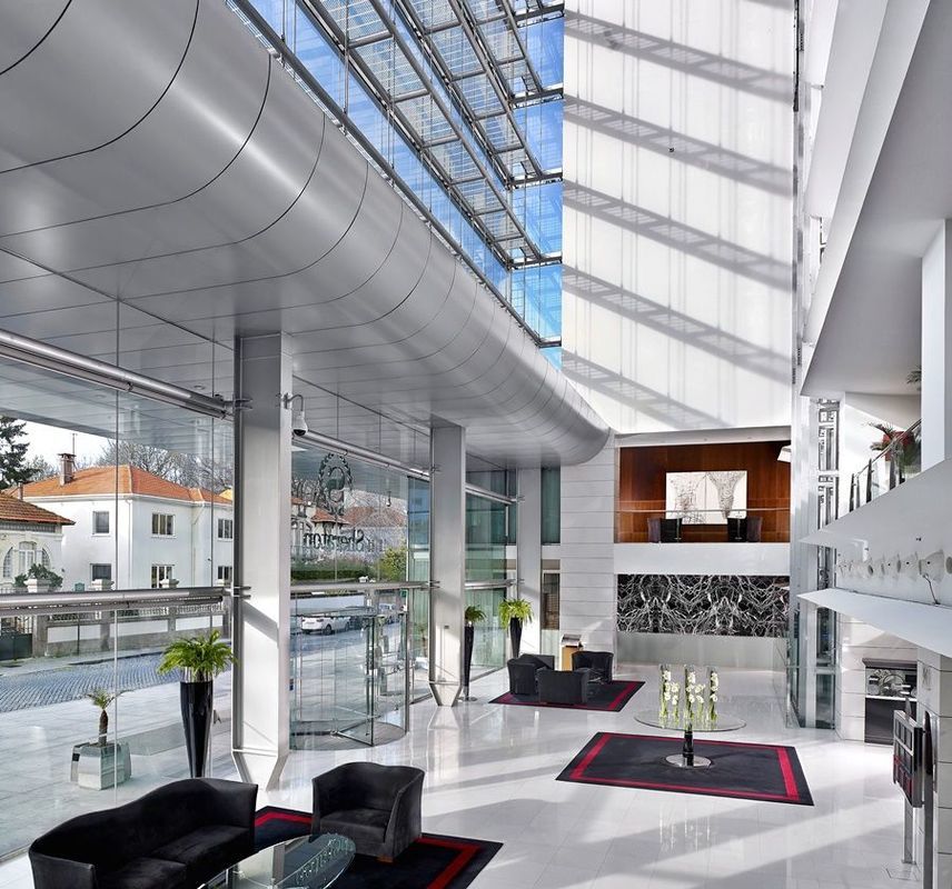 Sheraton & 5* Oporto