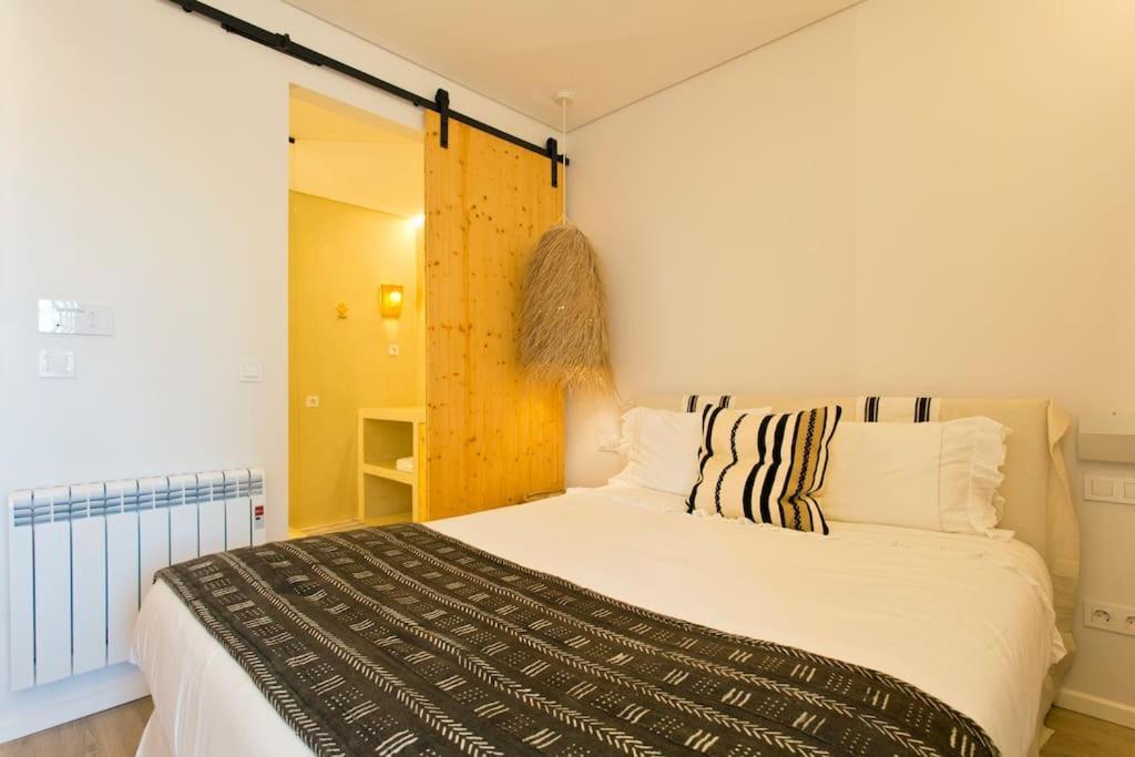 Boutique Rentals- Al Mar Beachfront Apartment