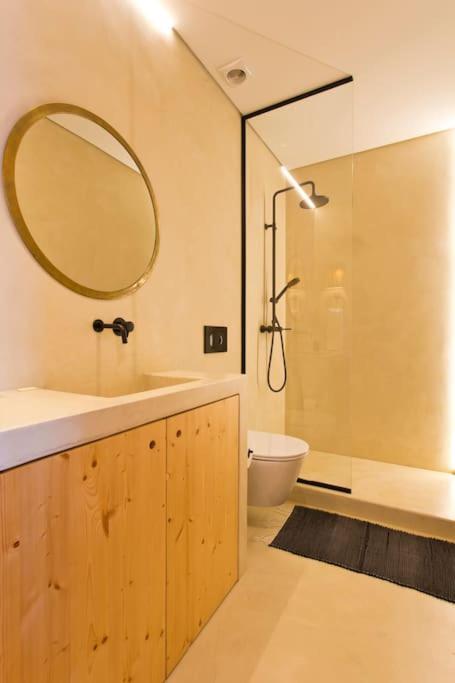 Apartment Boutique Rentals- Al Mar Beachfront