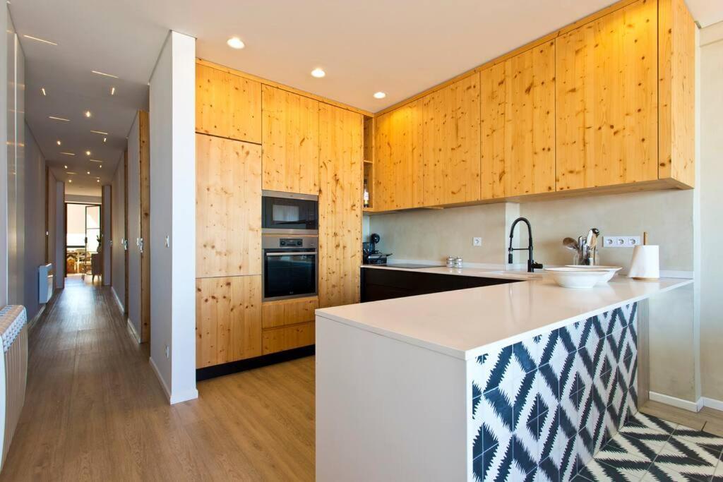 Boutique Rentals- Al Mar Beachfront Apartment *
