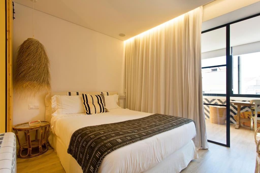 Boutique Rentals- Al Mar Beachfront