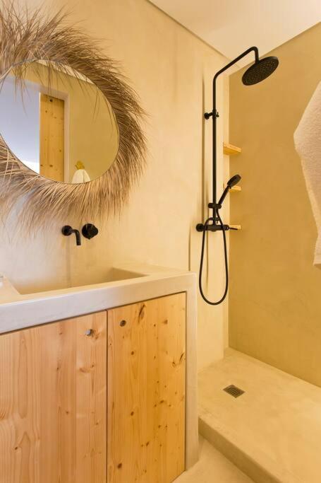 Apartment Boutique Rentals- Al Mar Beachfront *