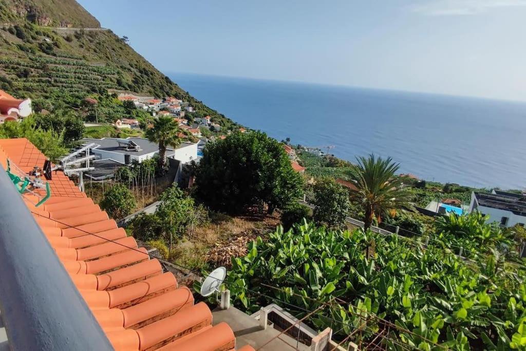 Sunny Rooftop & Perfect View Arco da Calheta (Madeira)