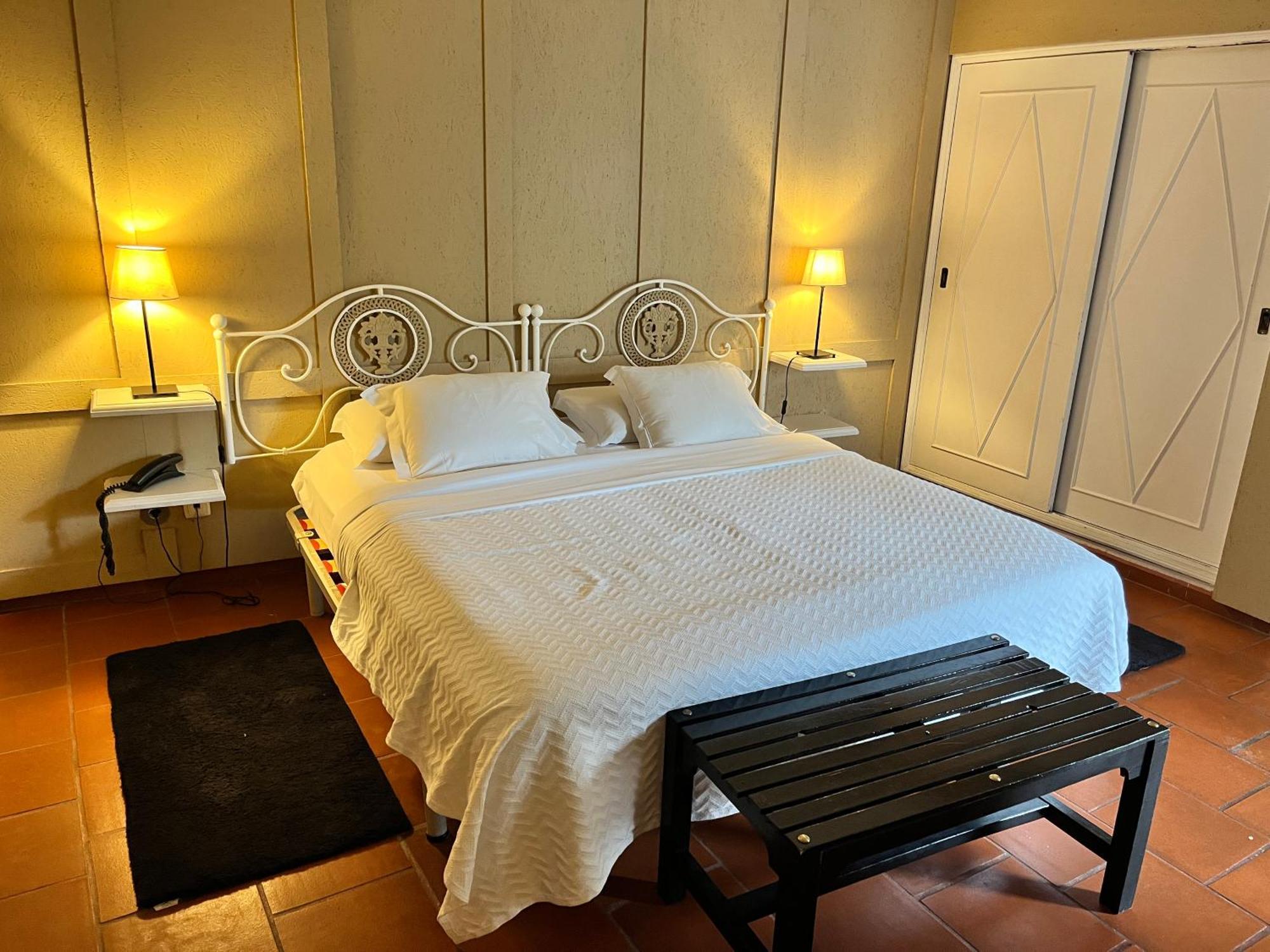 The Literary Man Hotel 4*