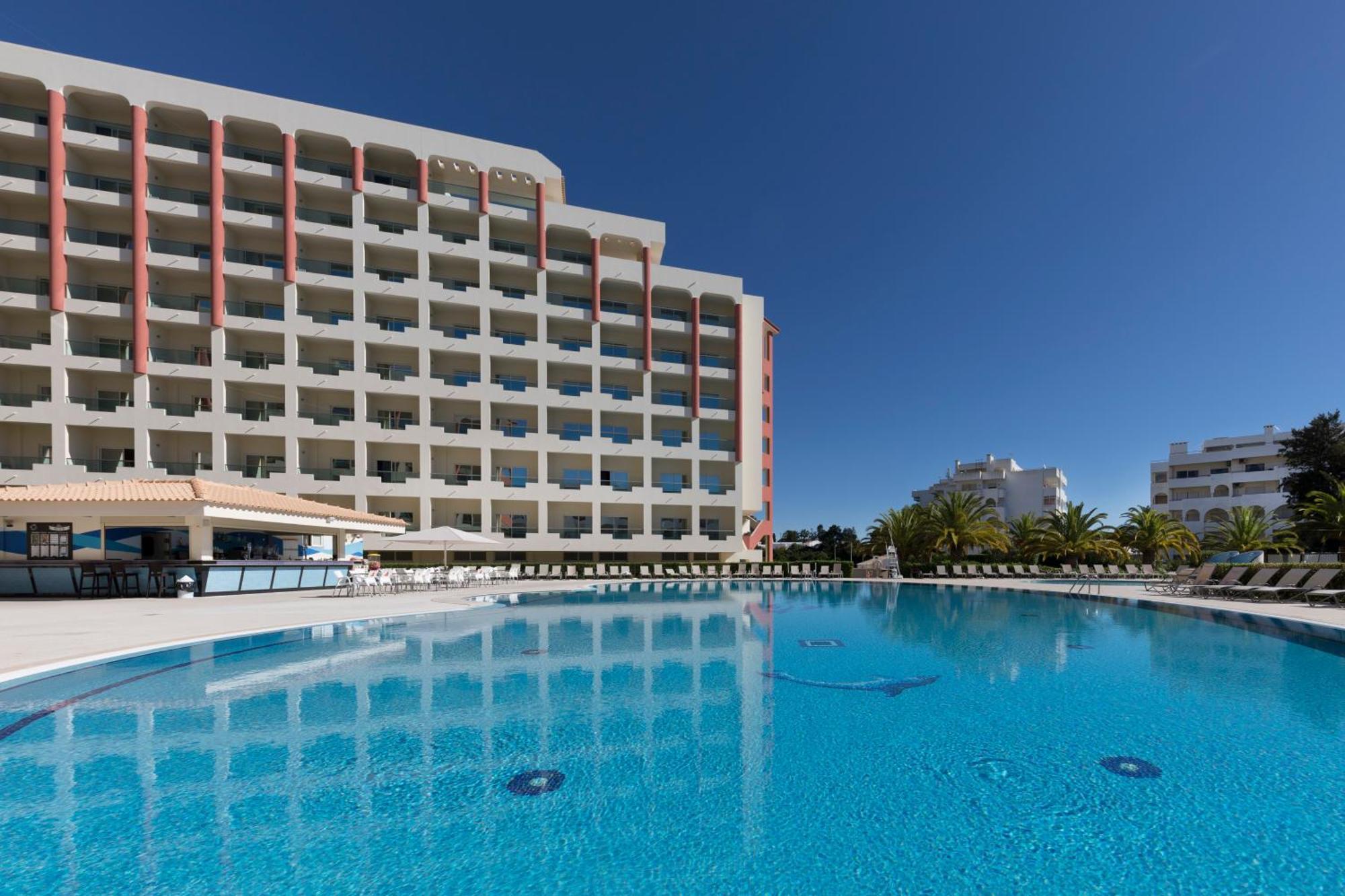 Ukino Palmeiras Village Hotel 4*