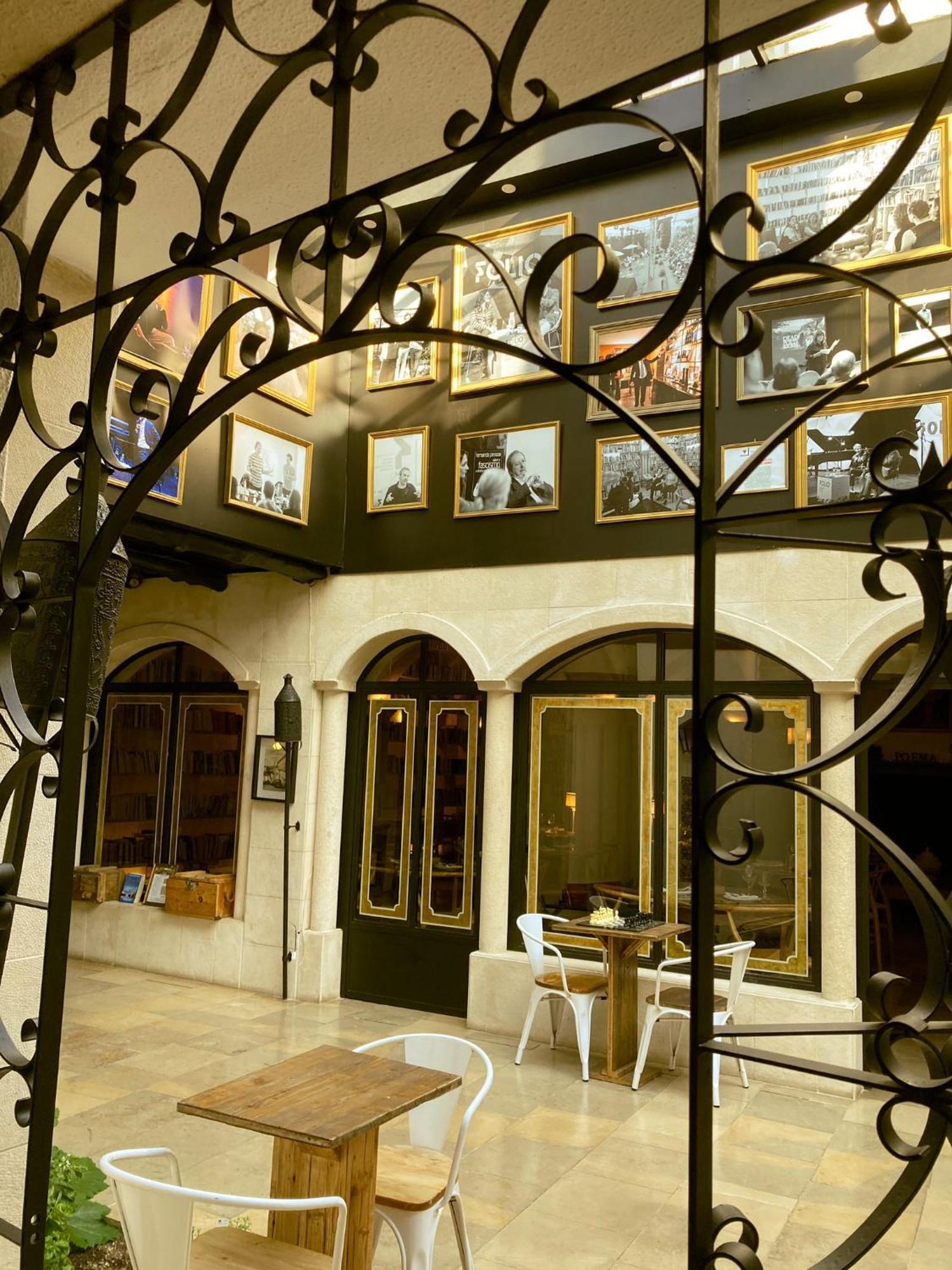 The Literary Man Hotel Obidos
