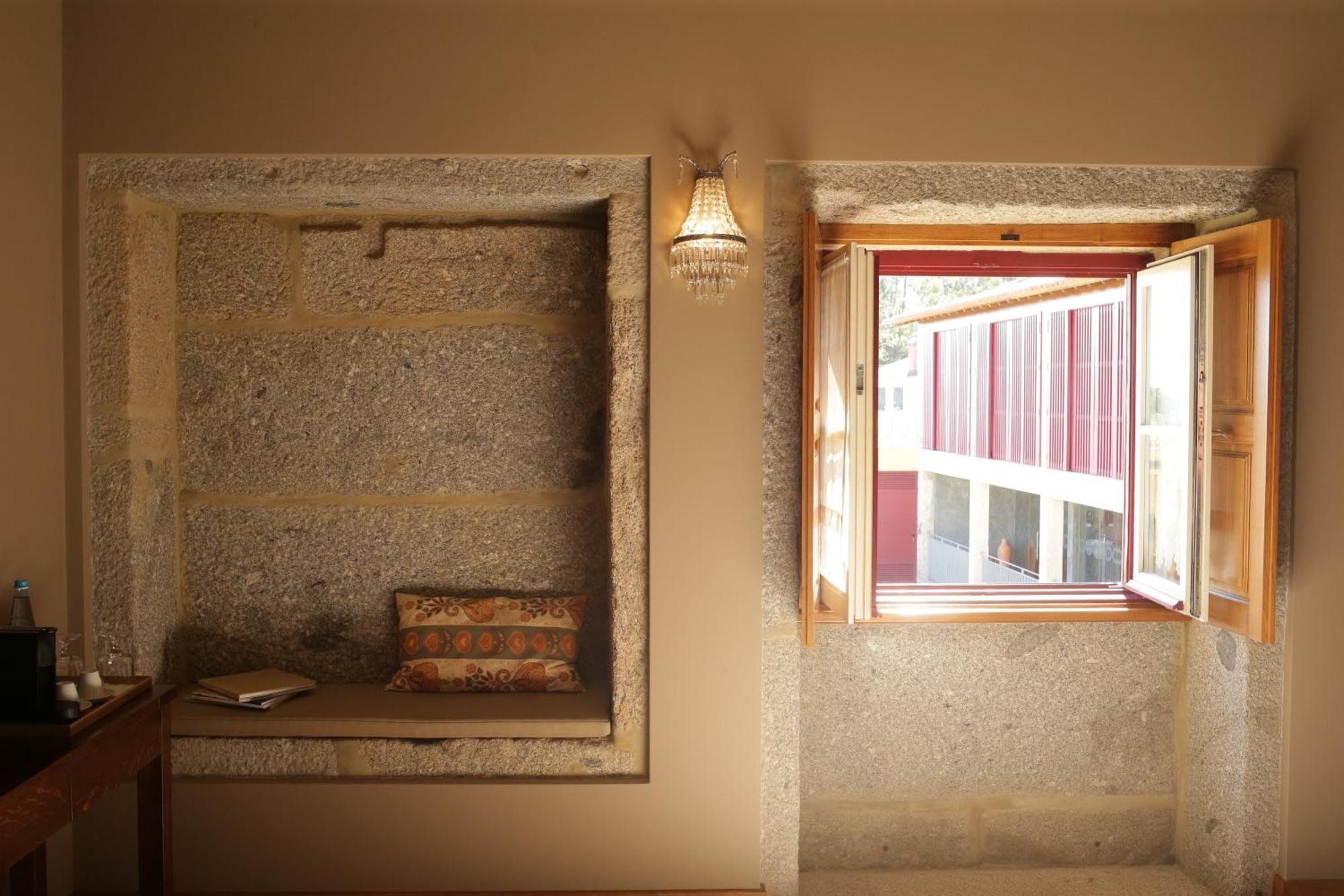 Casa Lata - E Enoturismo Farm stay Amares