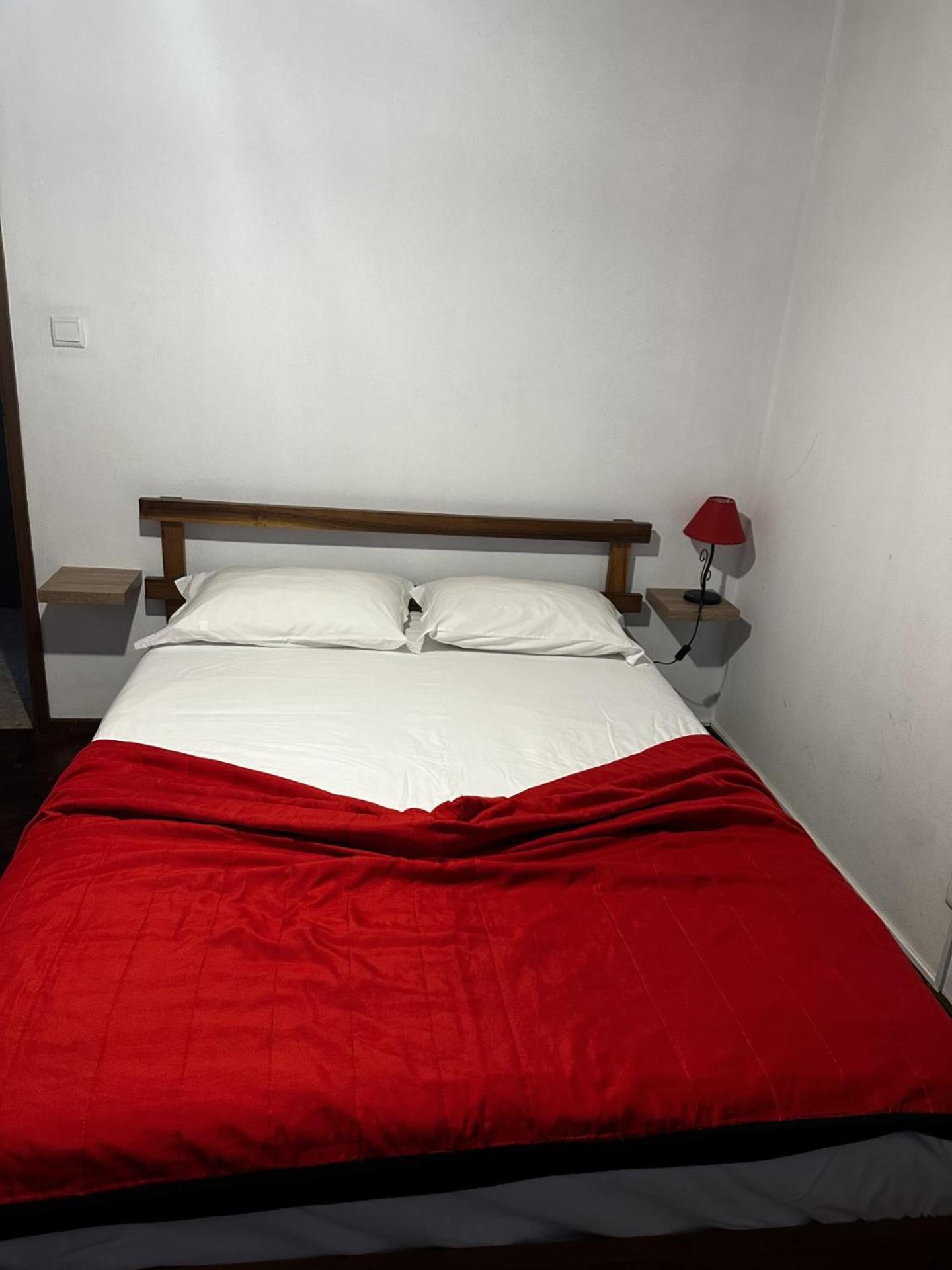 Alojamentos A Buraca Guest house *