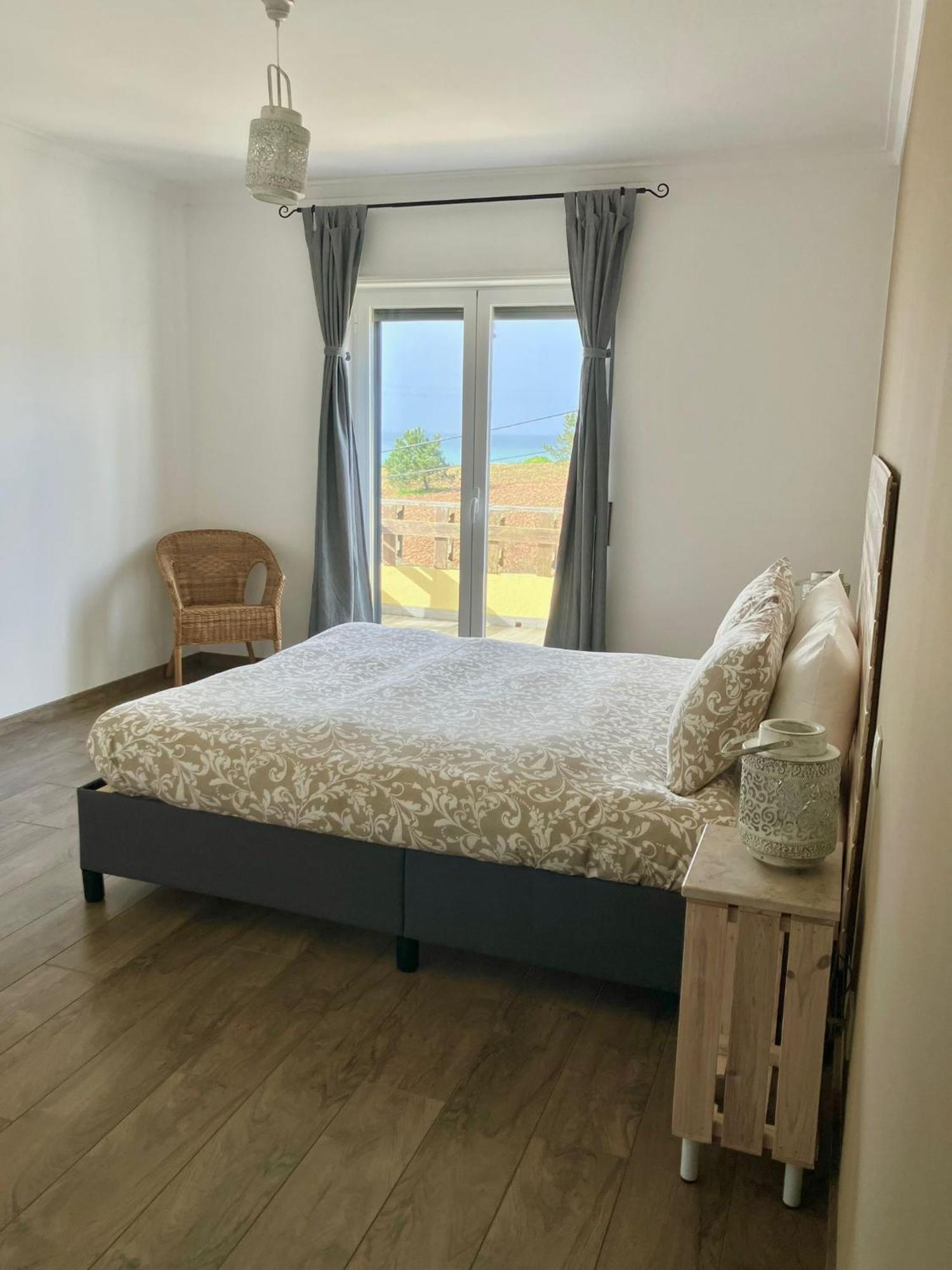 Bed & Breakfast The Globetrotter's Ericeira