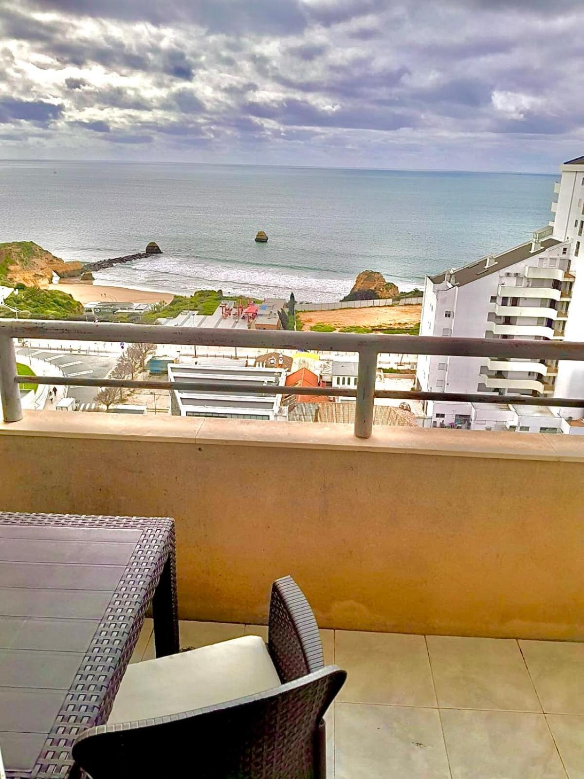 Jardins Da Rocha: Beachfront With Sea Views And Pools Apartment