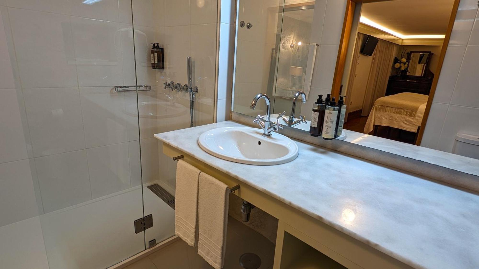 Quinta Do Burgo - Nature Farm stay Amares