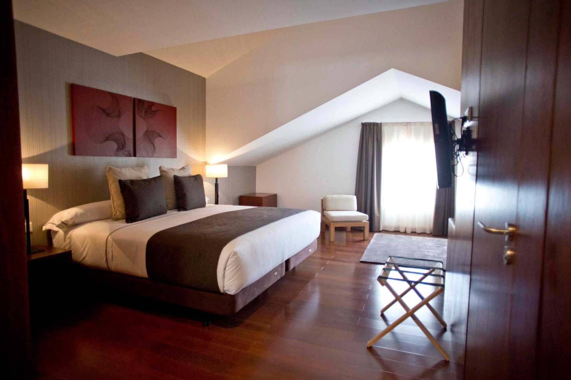 Carris Ribeira 4*