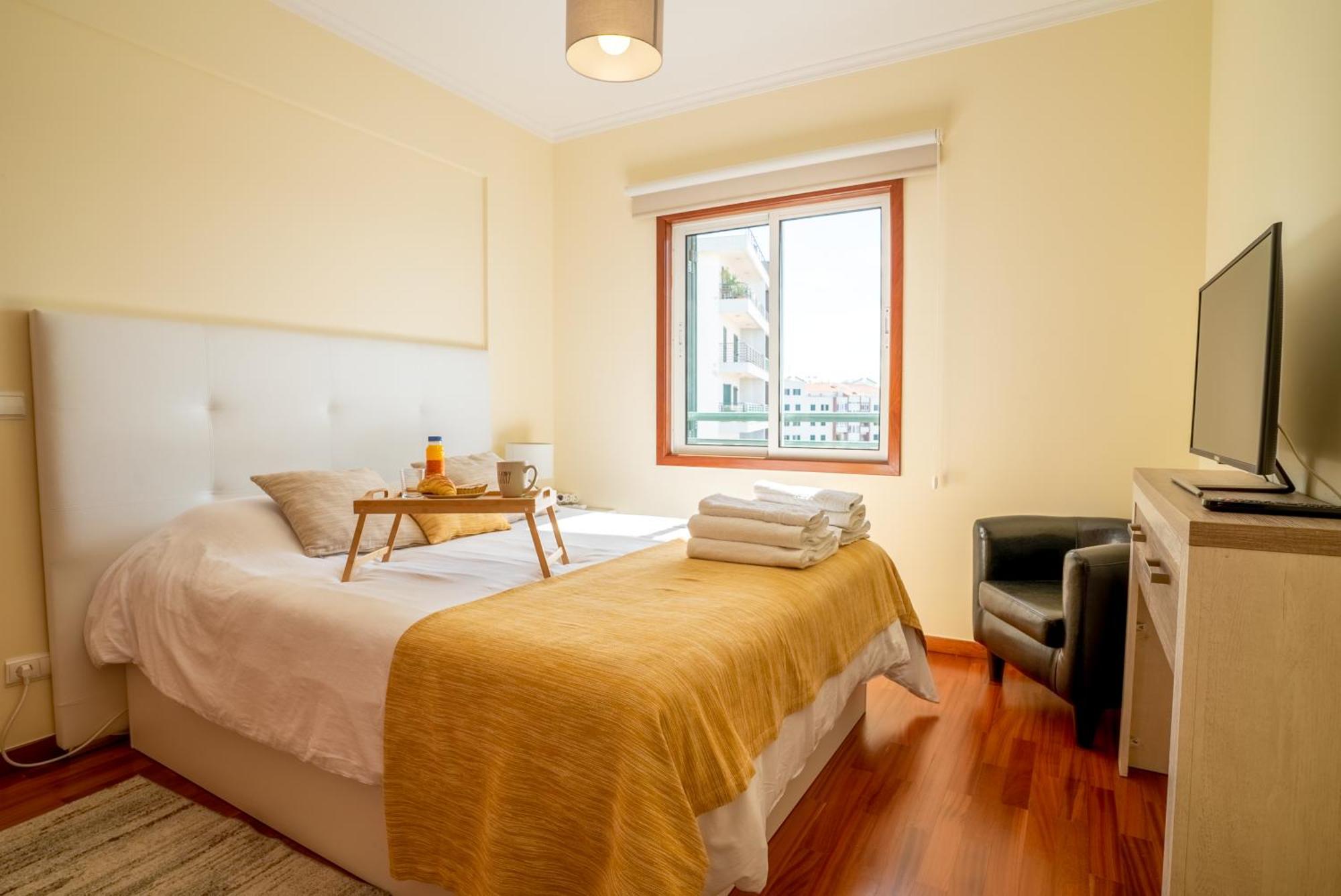 Forum Madeira Ajuda Apartamento *