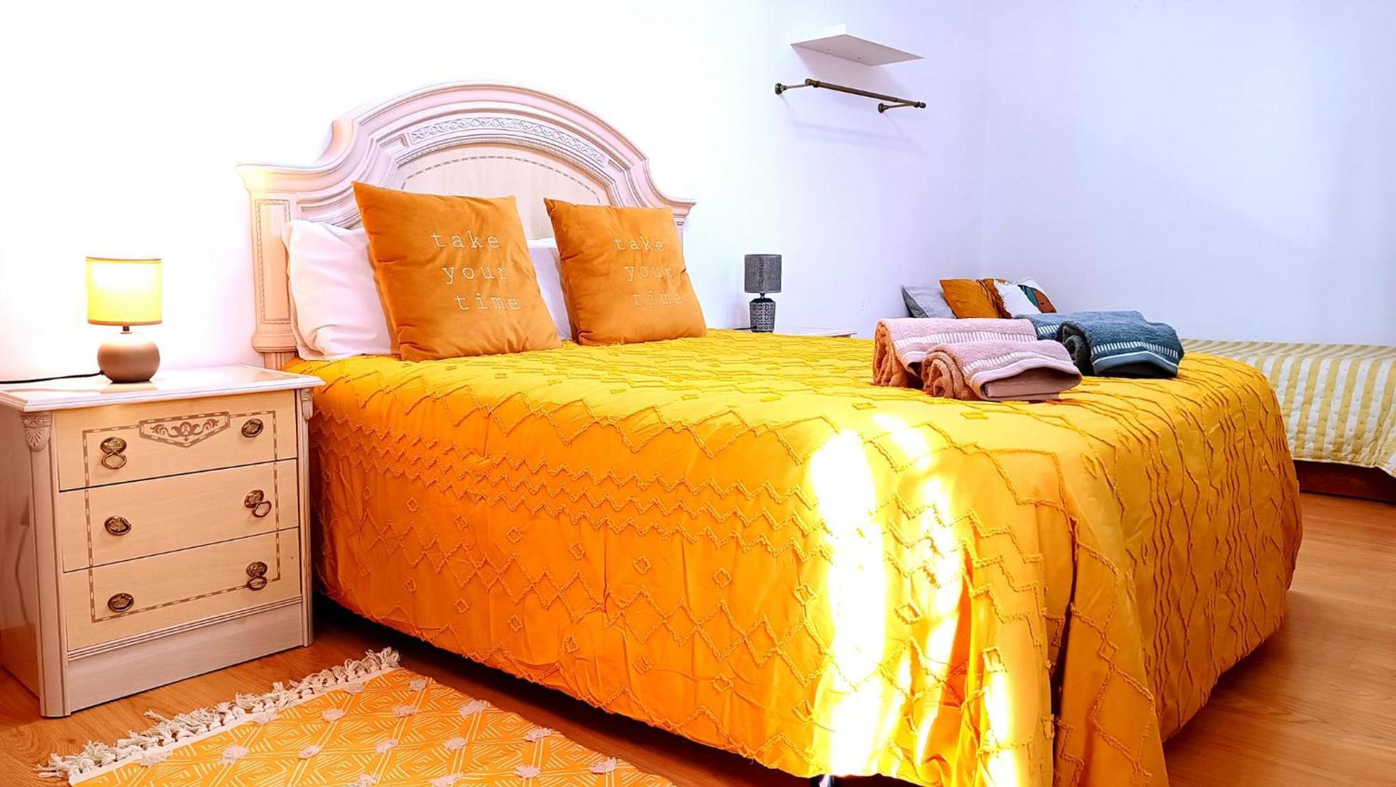 Apartamento No Centro, Junto A Avenida Da Liberdade - 1 Drt *