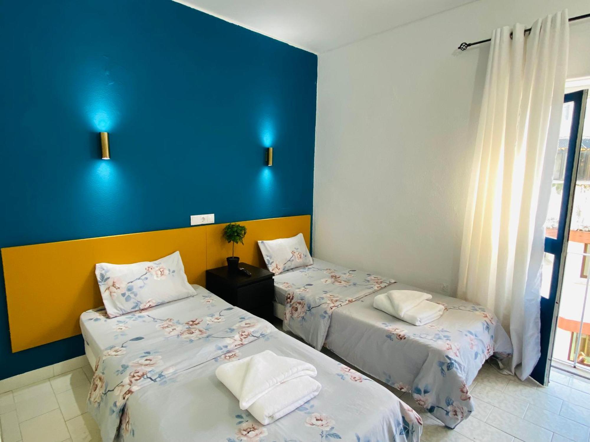 Atlantic Hostel Costa de Caparica