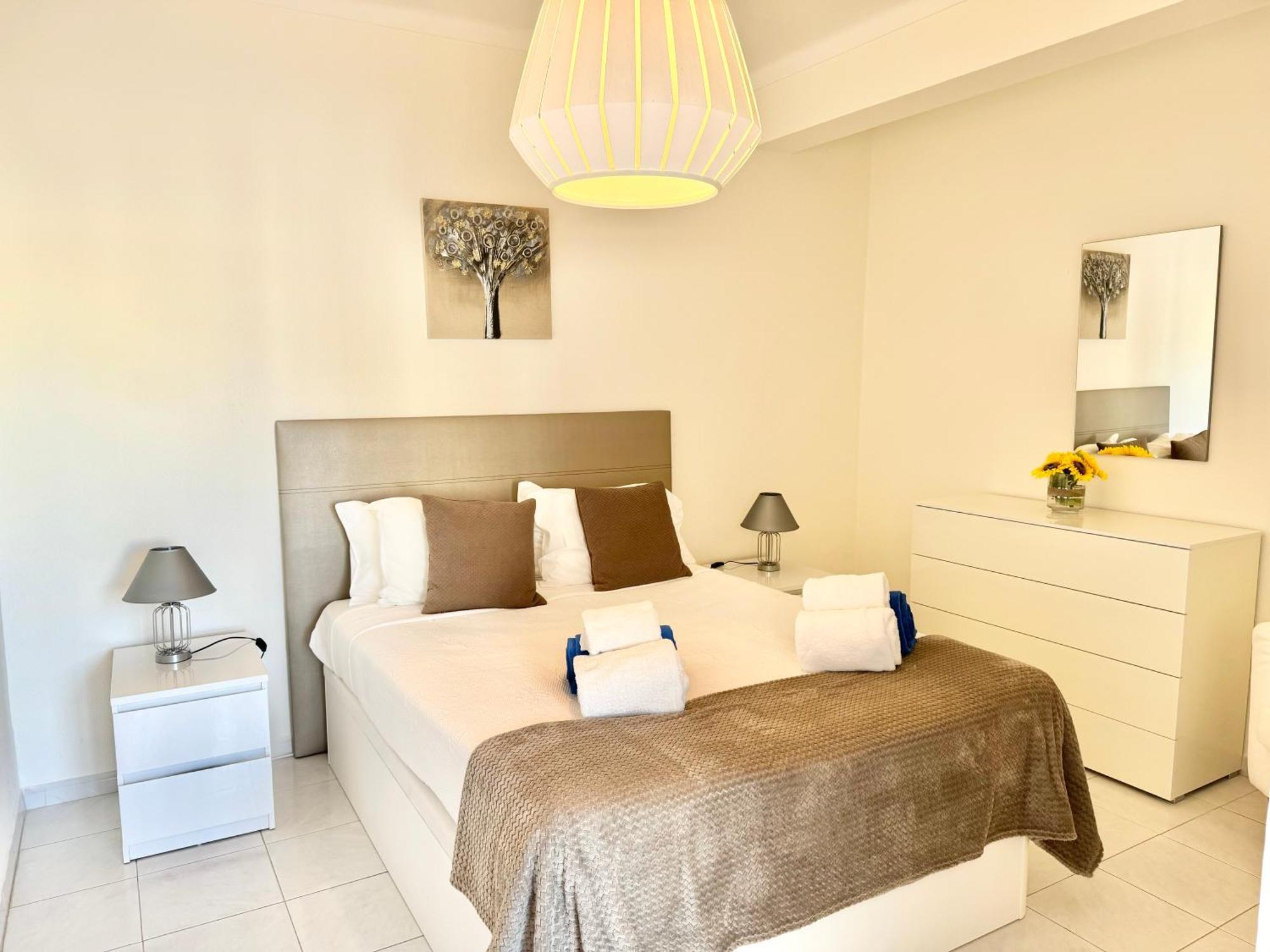 Apartment Algarve - Front - Free Wifi - Air Con