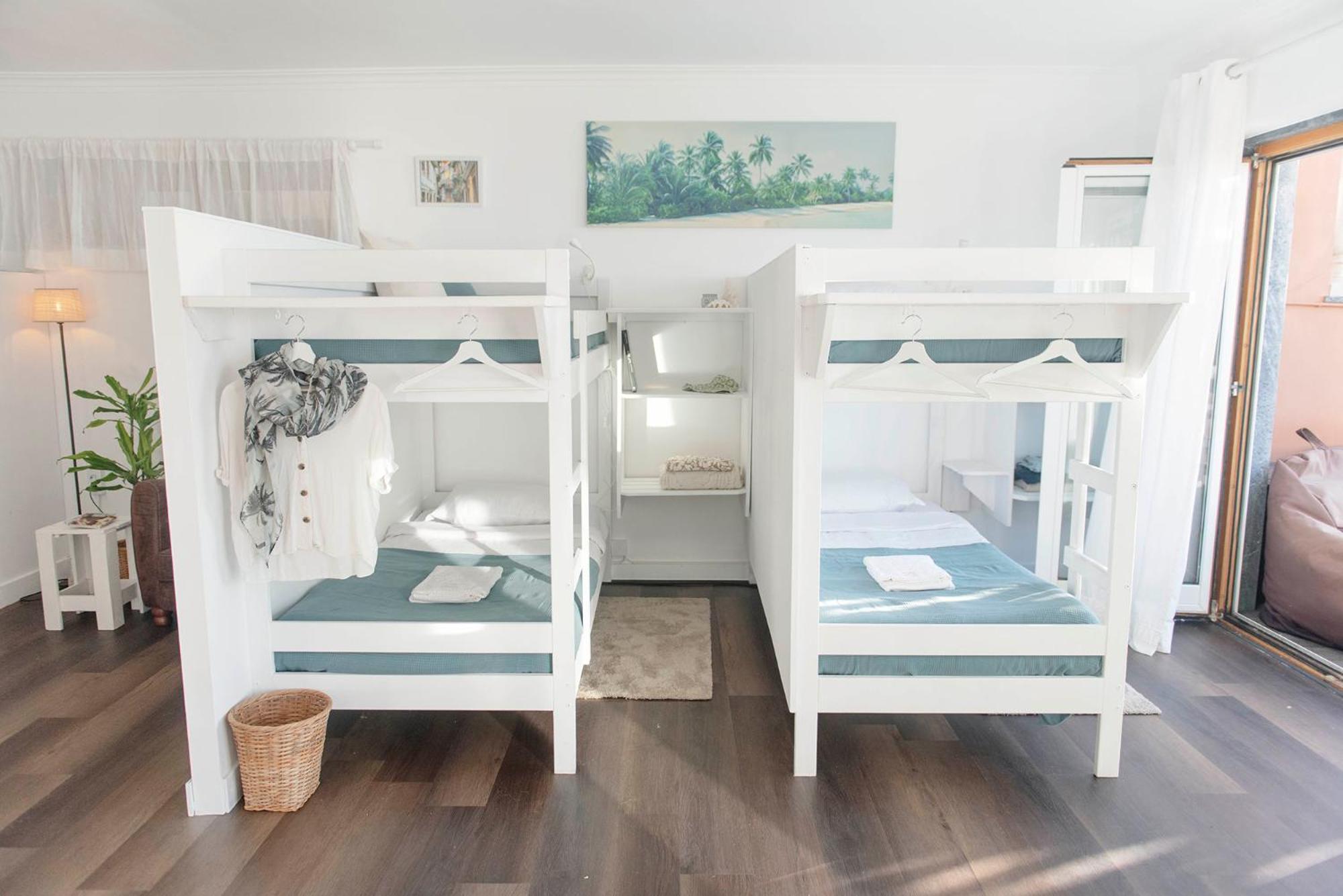 Laneez Ericeira Surf House - Hostel
