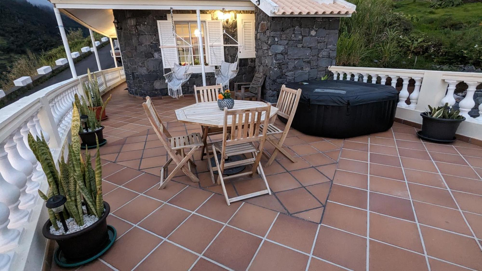 Levada Nova House