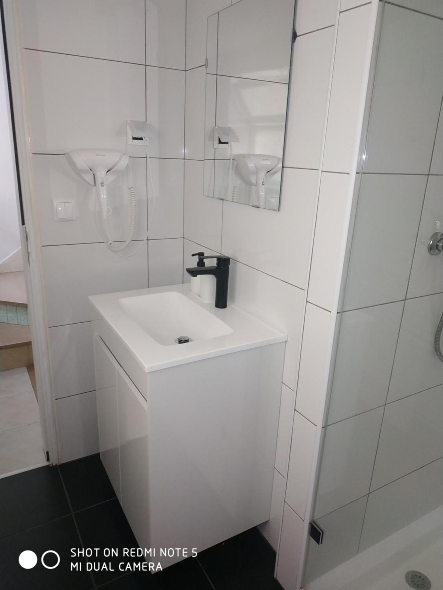 Lacus Ocean Guest house Lagos