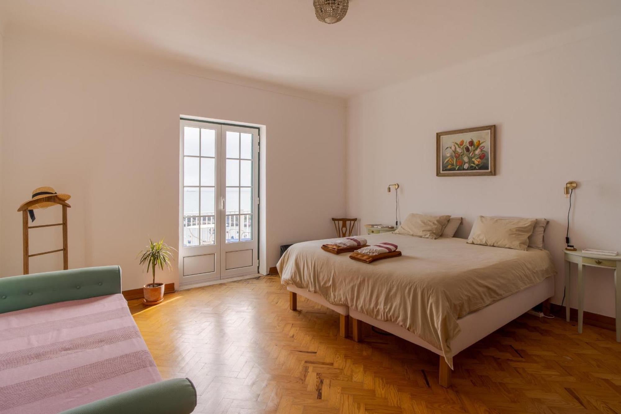 Homestay Manas Coliving Sines