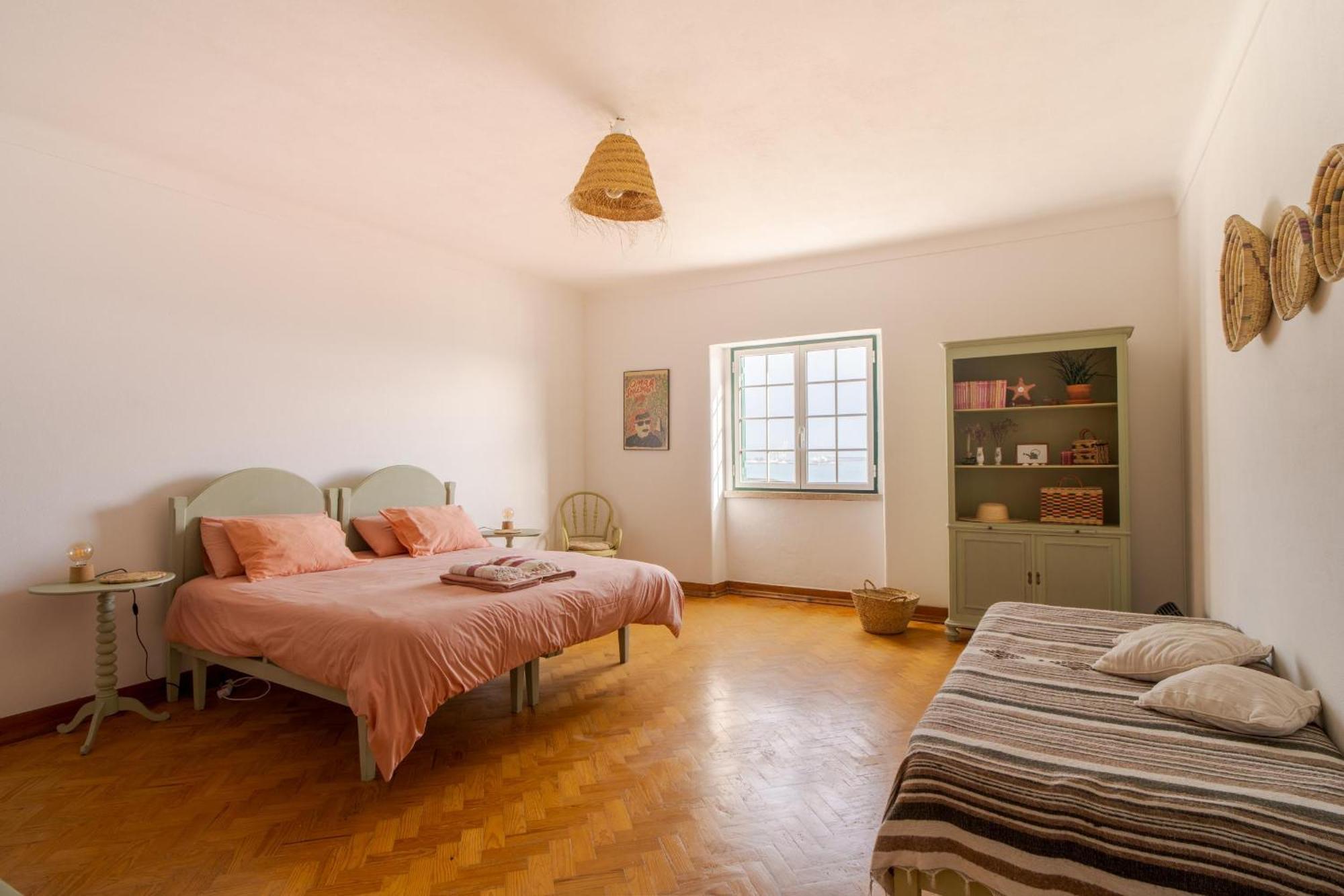 Manas Coliving Sines