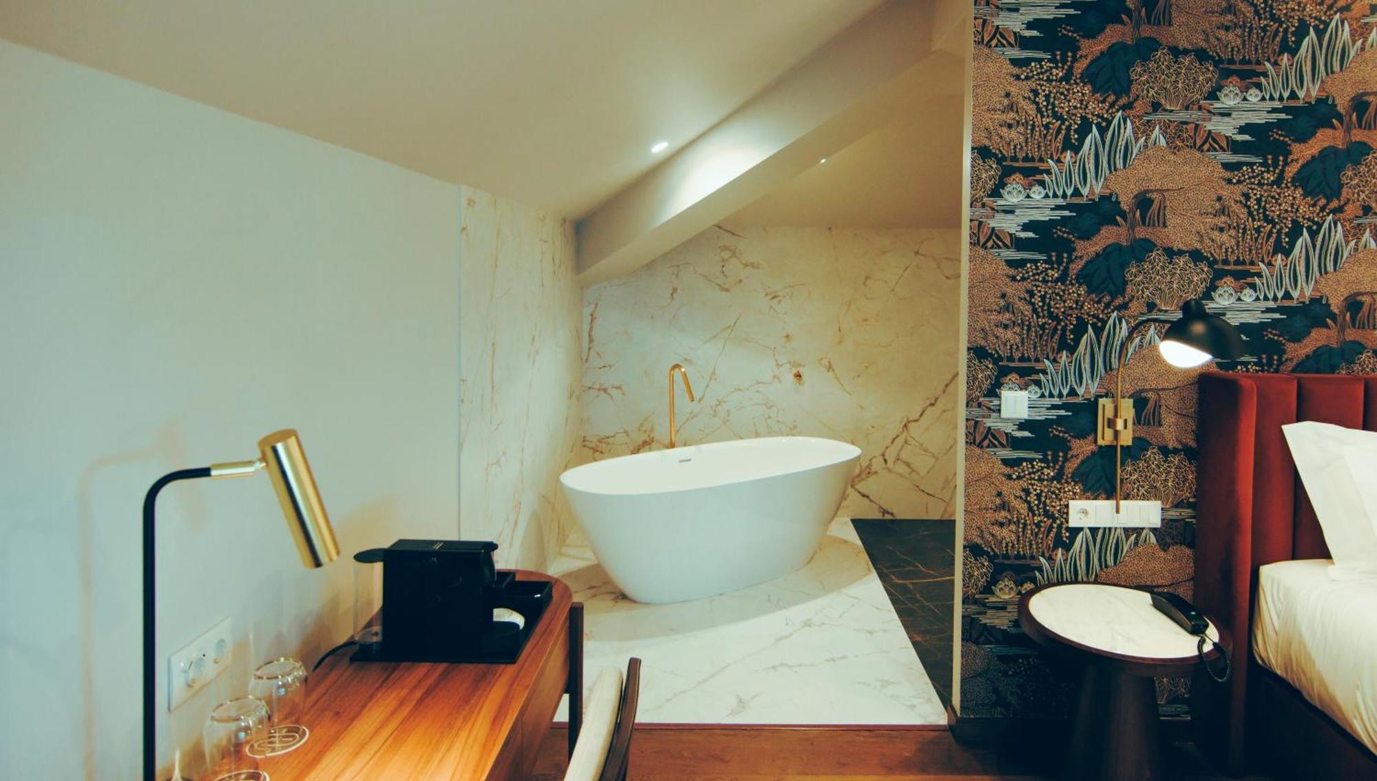 Estalagem Santa Iria & Hotel 4*